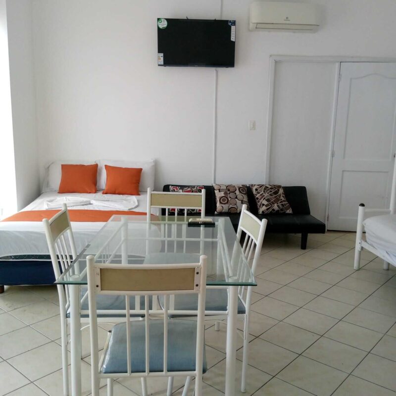 Suite A 11 - Image 2