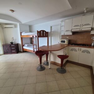 Suite A 802