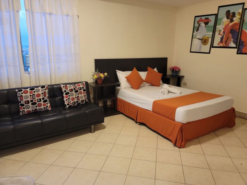 Suite A 902 - Image 4
